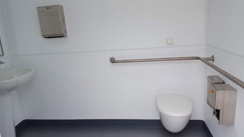  ADA Complaint Restoom & Shower Trailer Combo Toilet